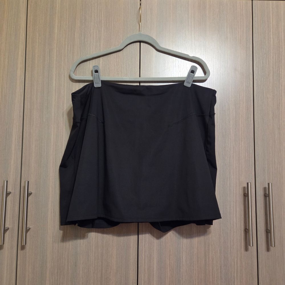 Old Navy Women's Athleisure Skort